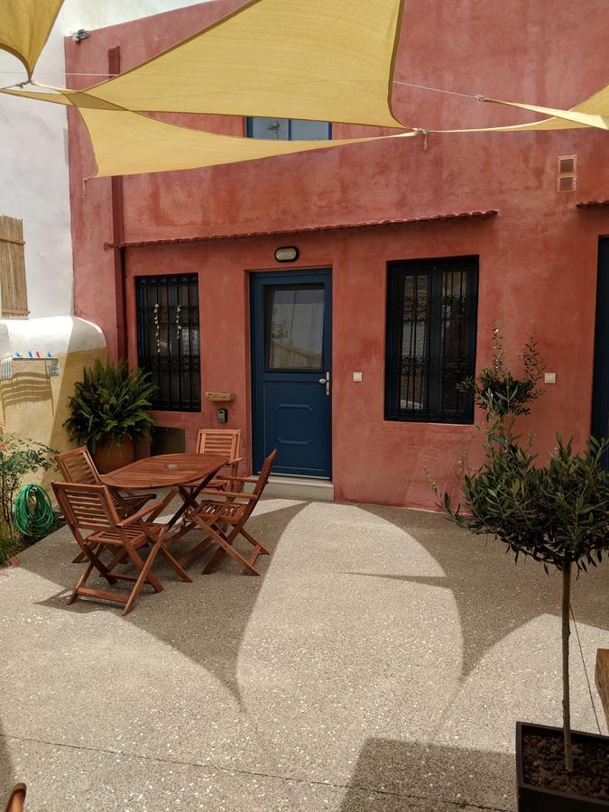 Casita Del Sol Suites (Adults Only) Родос Экстерьер фото